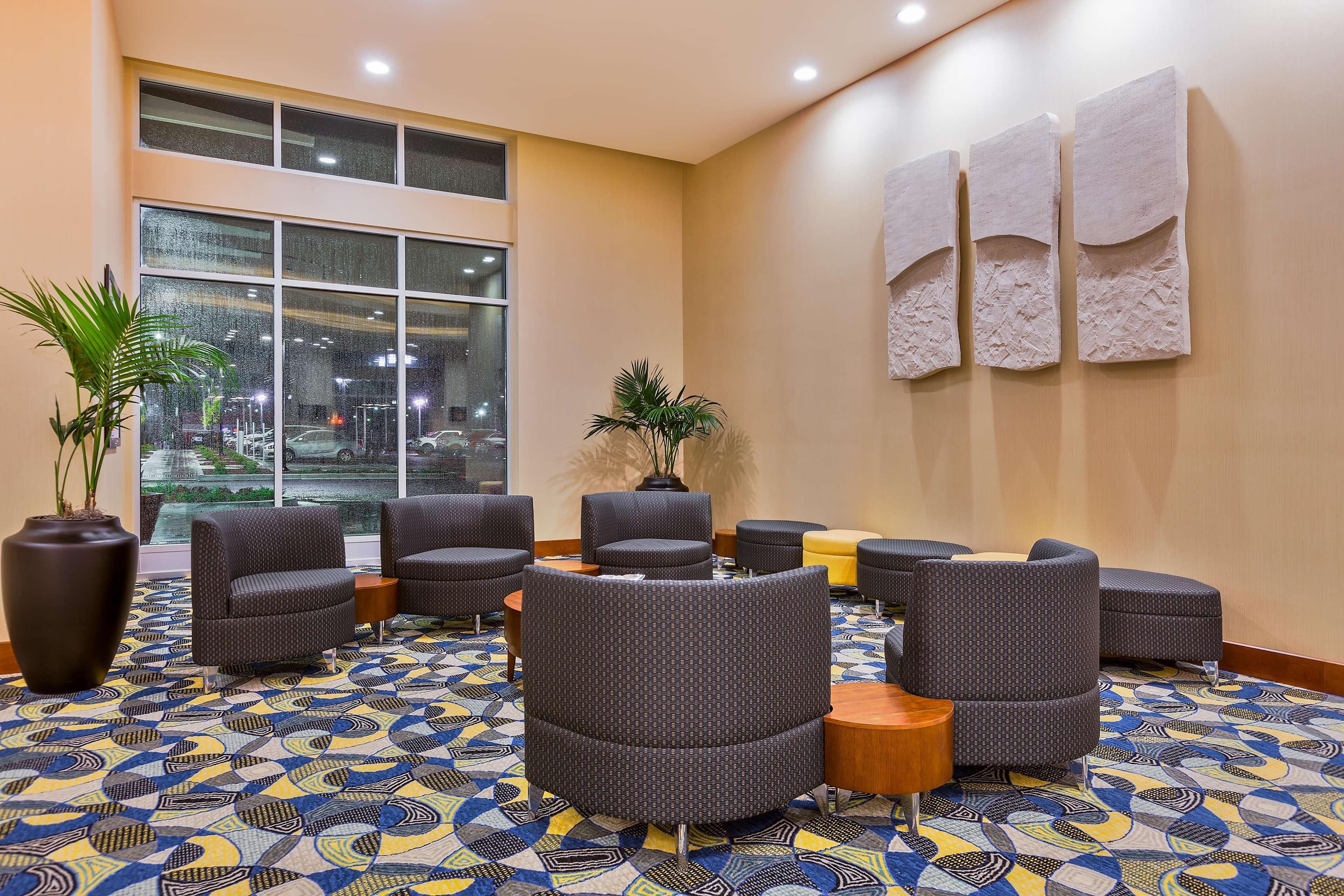 Hampton Inn & Suites Owensboro Downtown Waterfront Bagian luar foto