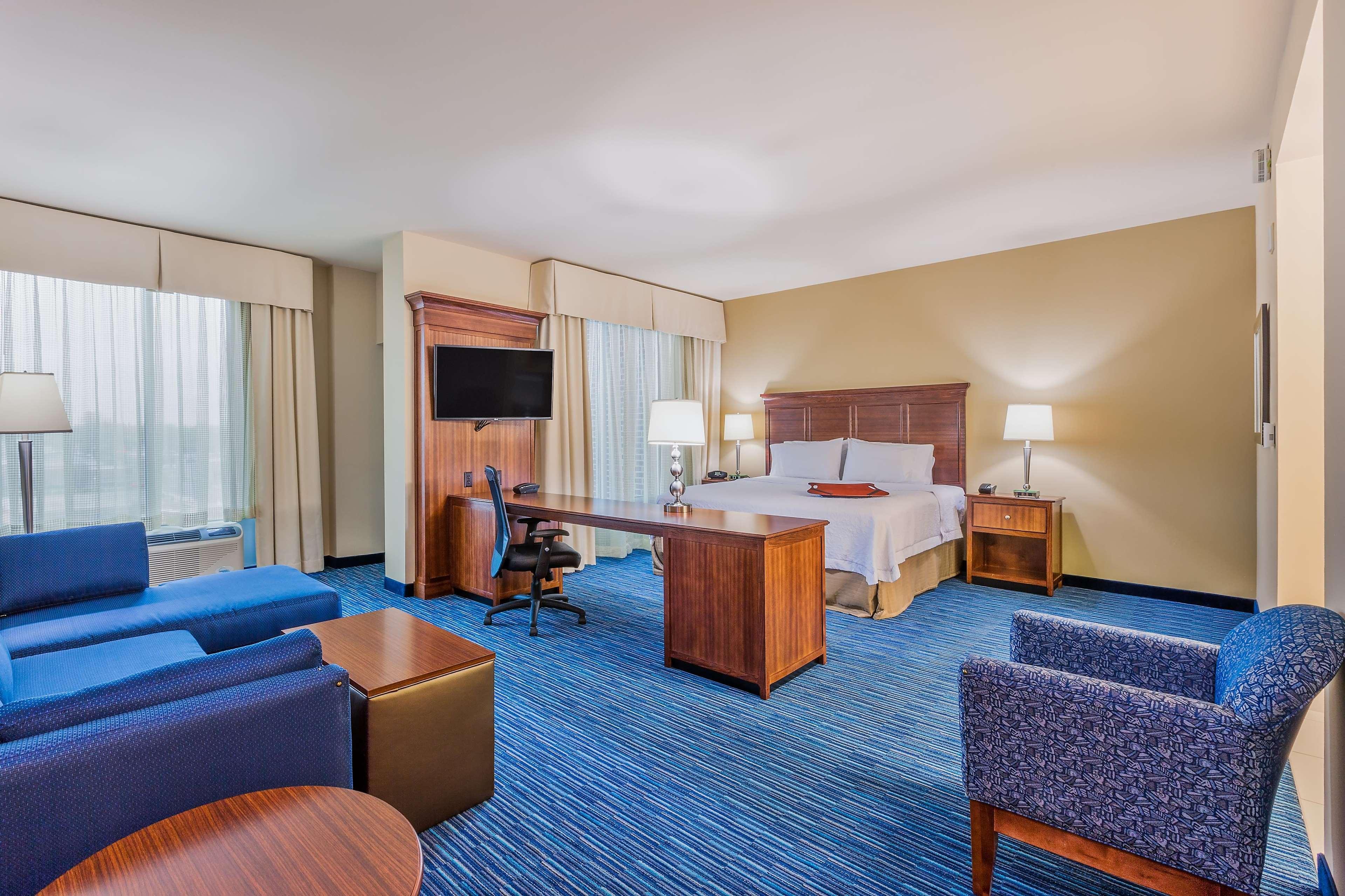 Hampton Inn & Suites Owensboro Downtown Waterfront Bagian luar foto