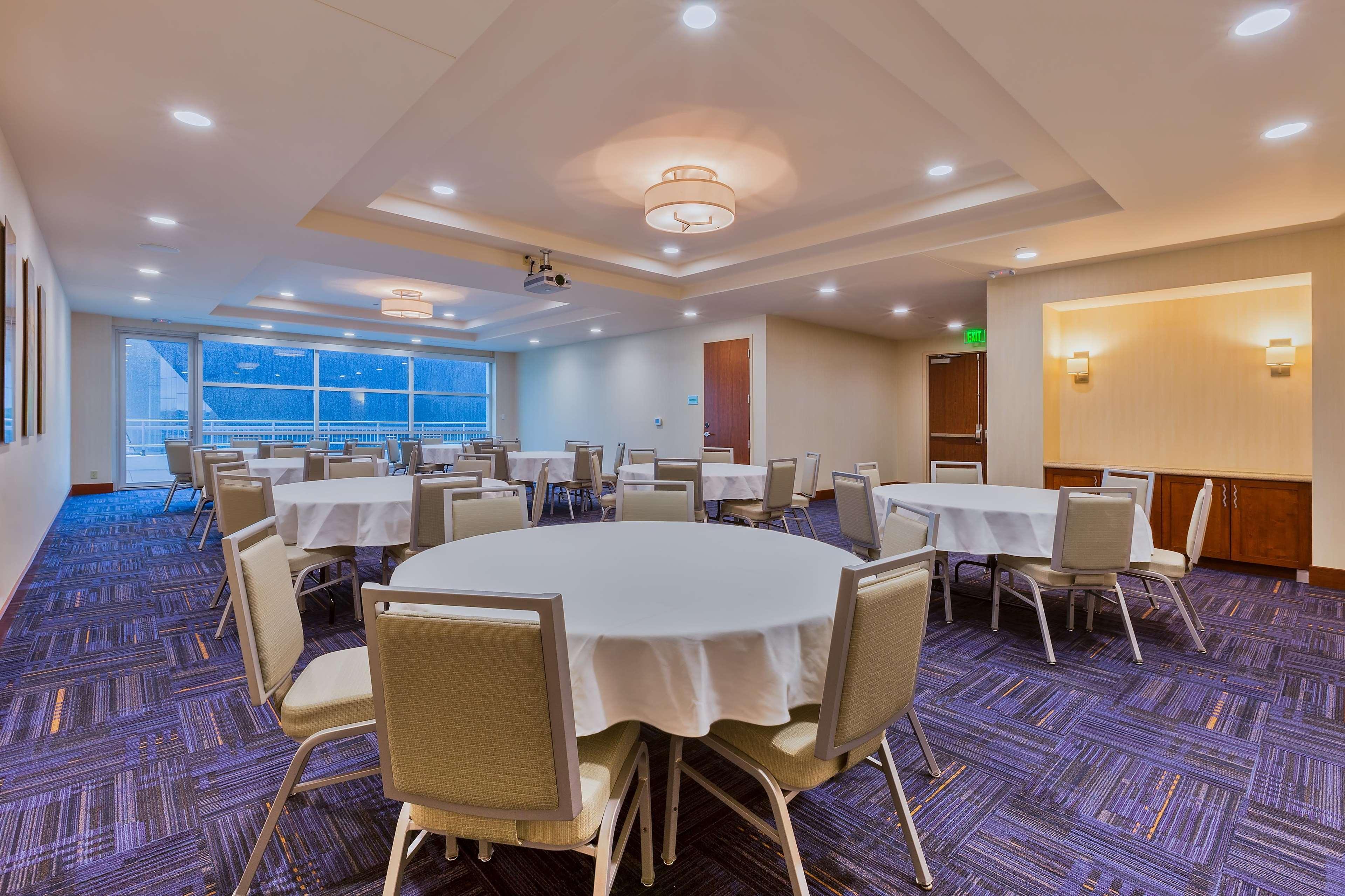 Hampton Inn & Suites Owensboro Downtown Waterfront Bagian luar foto